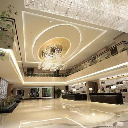 White Swan Hotel Чанша Екстериор снимка