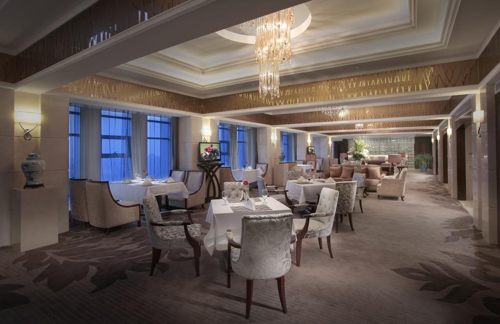 White Swan Hotel Чанша Екстериор снимка