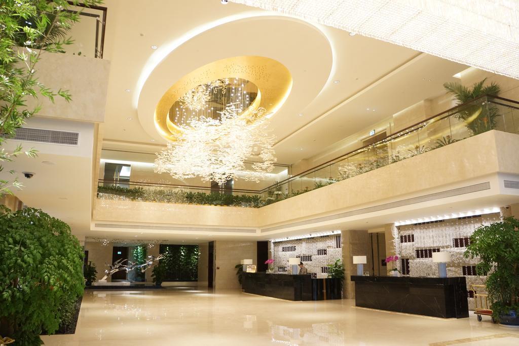 White Swan Hotel Чанша Екстериор снимка